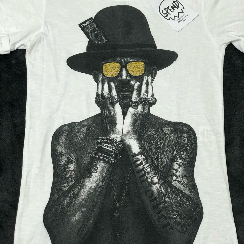 Shirt with cool artwork